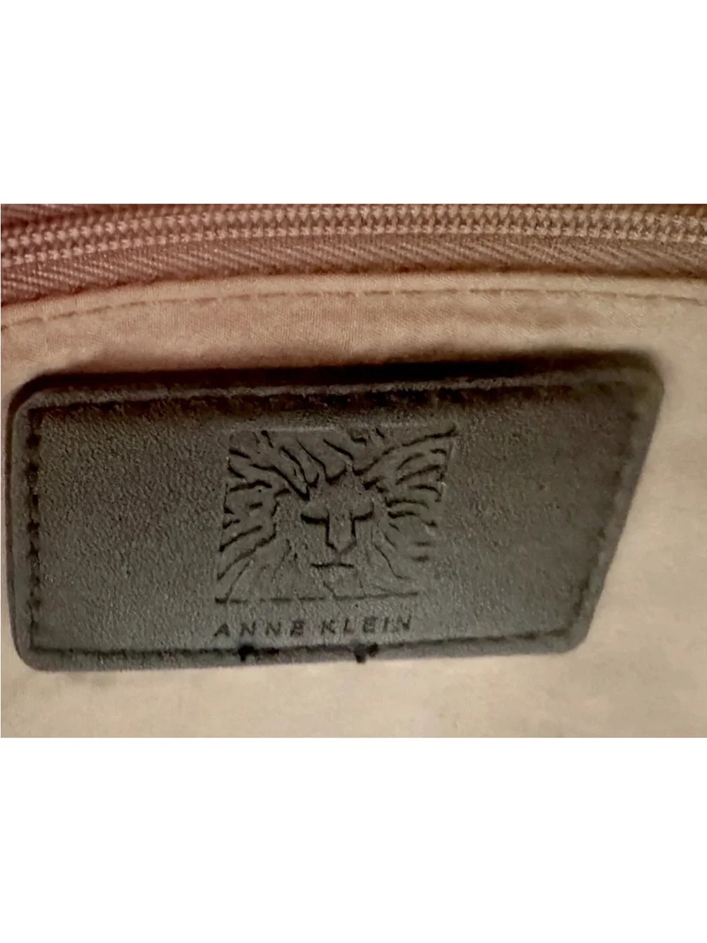 🖤ANNE KLEIN🖤 CROC EMBOSSED FRONT POCKET SLEEVE ADJUSTABLE STRAPS BUCKET TOTE BAG